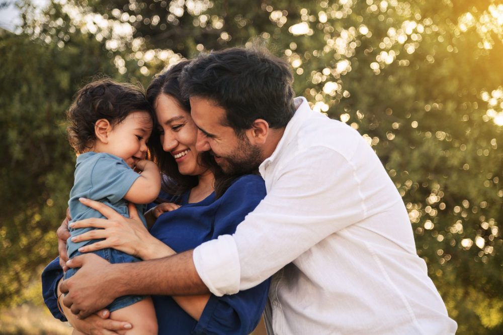 Couple qualify for Costa Rica residency after having a child